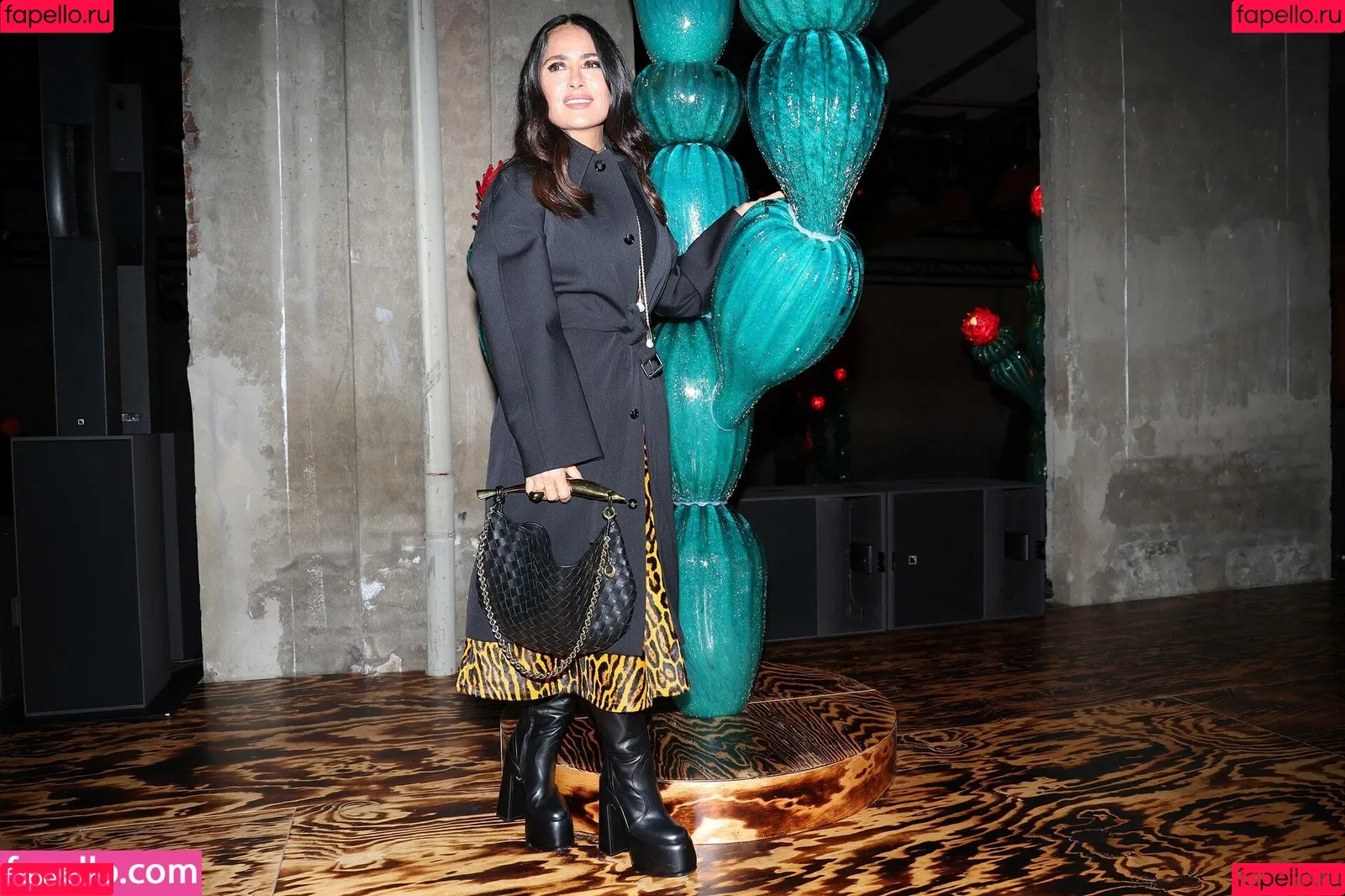 Salma Hayek / salmahayek Onlyfans Photo Gallery 