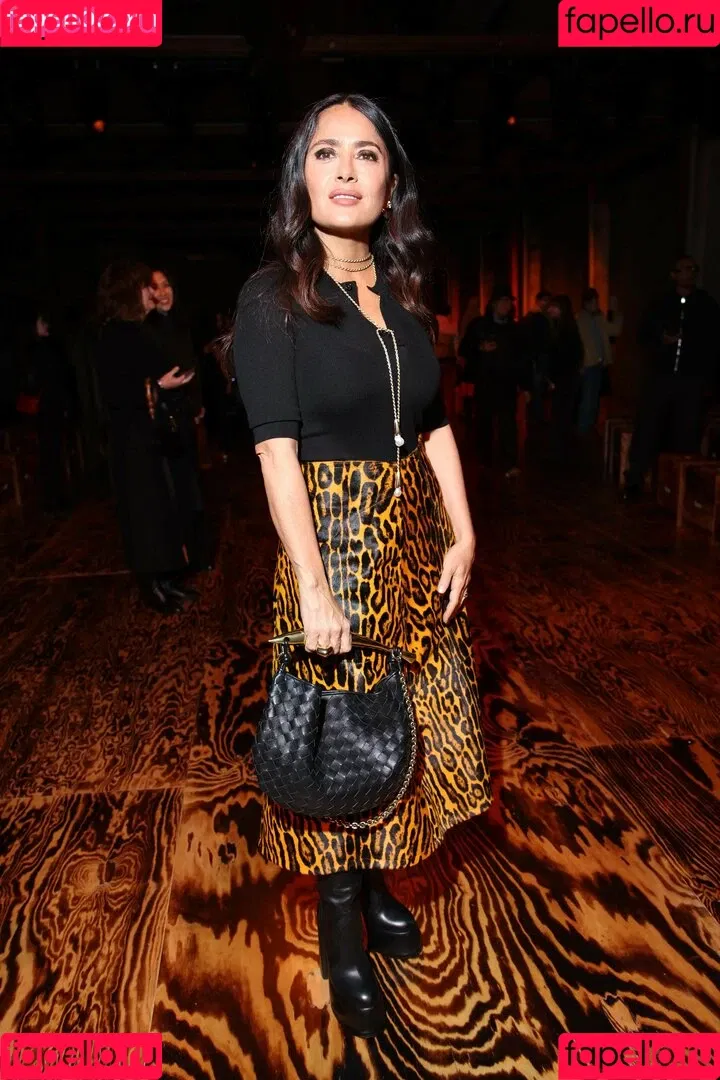 Salma Hayek / salmahayek Onlyfans Photo Gallery 