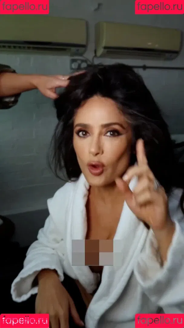Salma Hayek / salmahayek Onlyfans Photo Gallery 