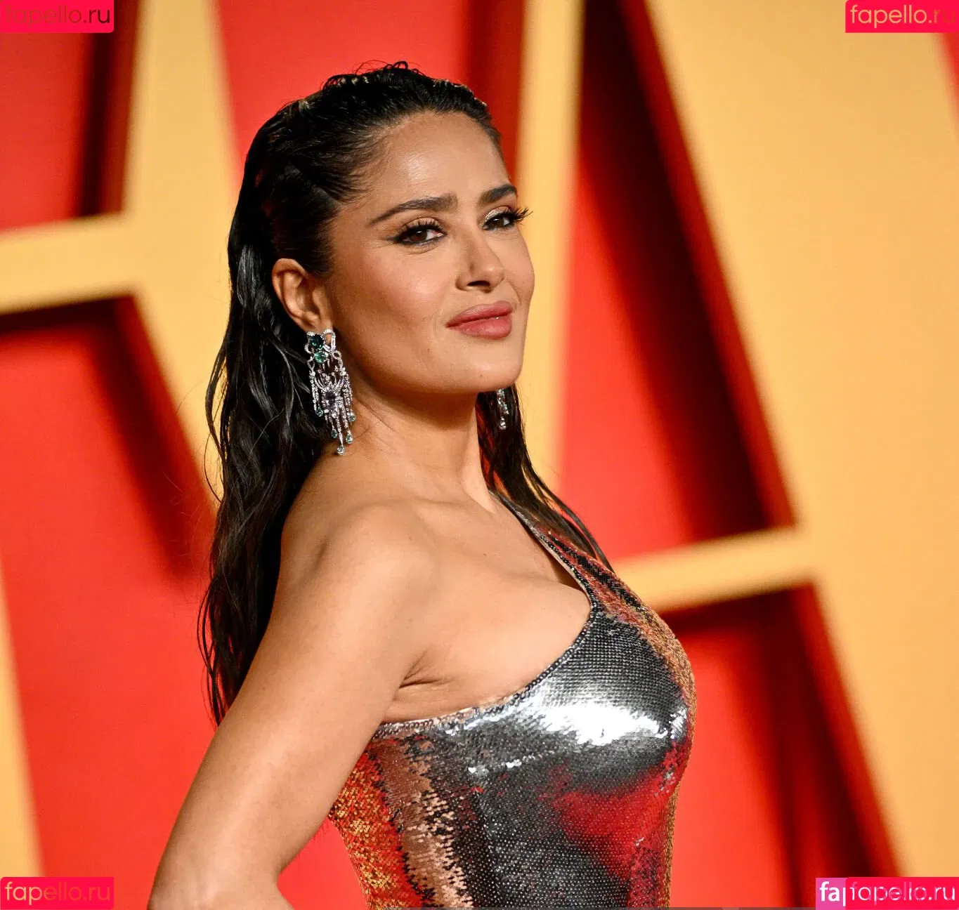 Salma Hayek / salmahayek Onlyfans Photo Gallery 