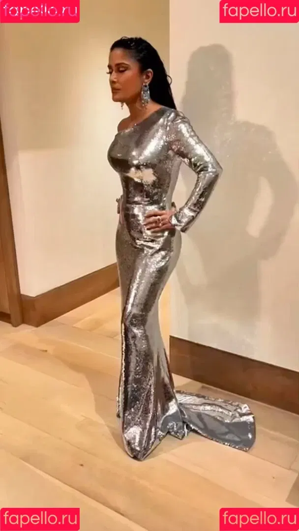 Salma Hayek / salmahayek Onlyfans Photo Gallery 