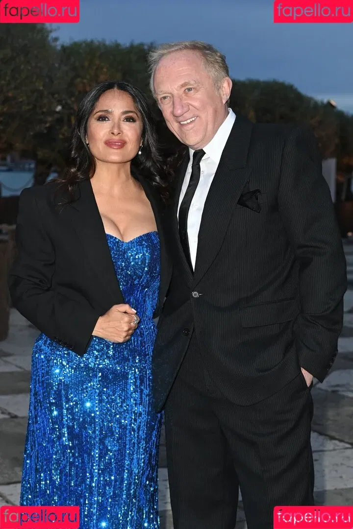 Salma Hayek / salmahayek Onlyfans Photo Gallery 