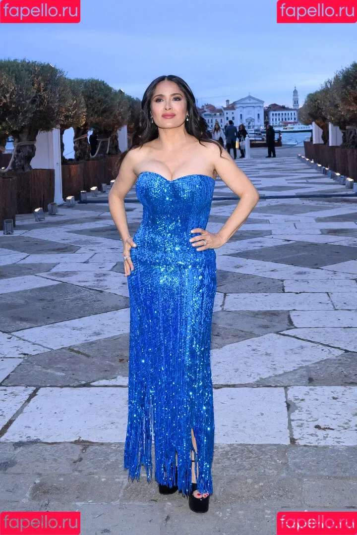 Salma Hayek / salmahayek Onlyfans Photo Gallery 