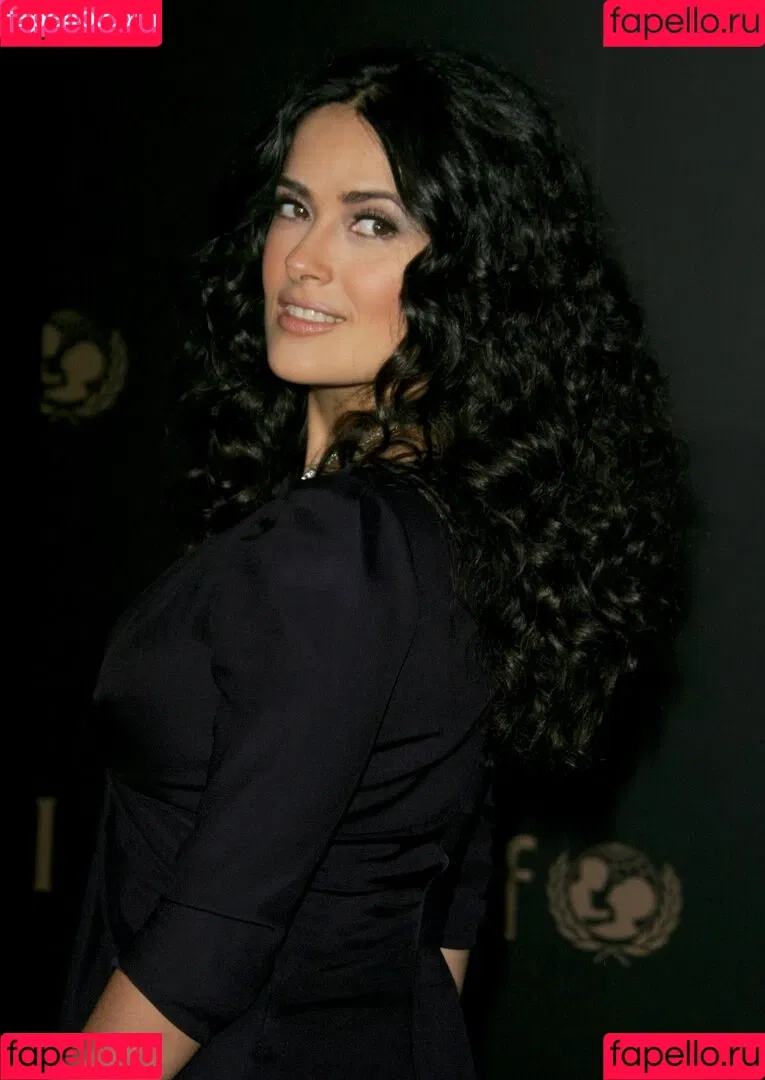 Salma Hayek / salmahayek Onlyfans Photo Gallery 