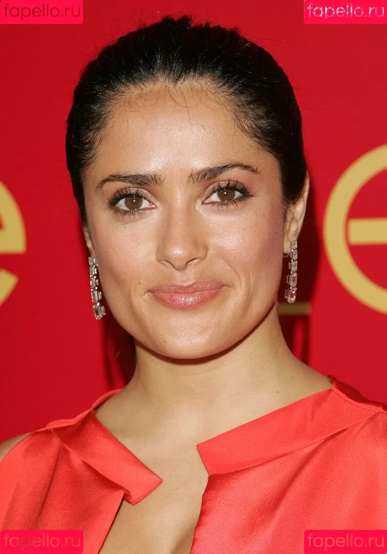 Salma Hayek / salmahayek Onlyfans Photo Gallery 