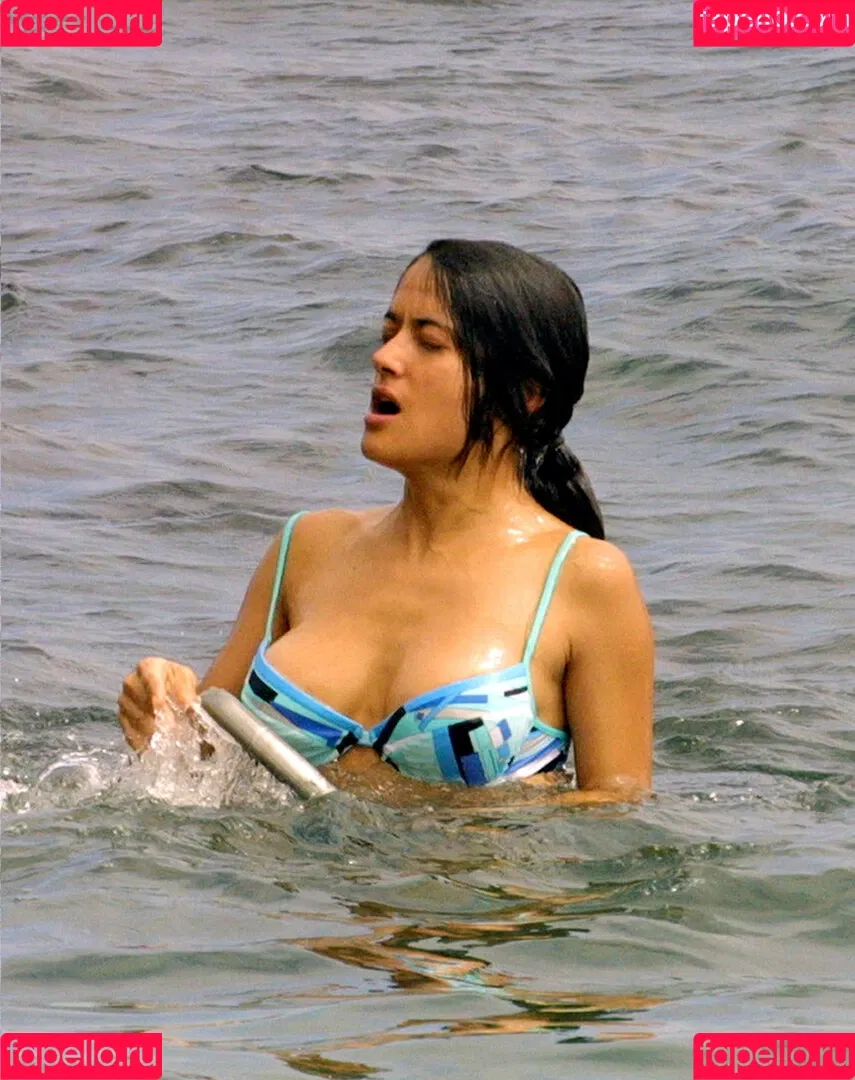 Salma Hayek / salmahayek Onlyfans Photo Gallery 