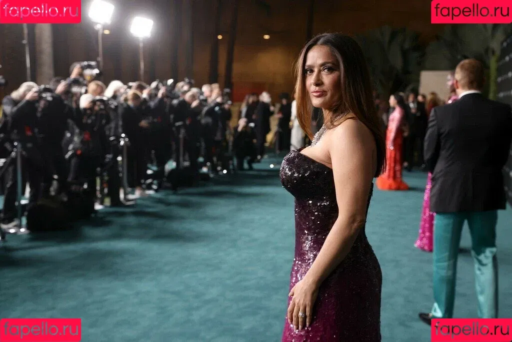 Salma Hayek / salmahayek Onlyfans Photo Gallery 