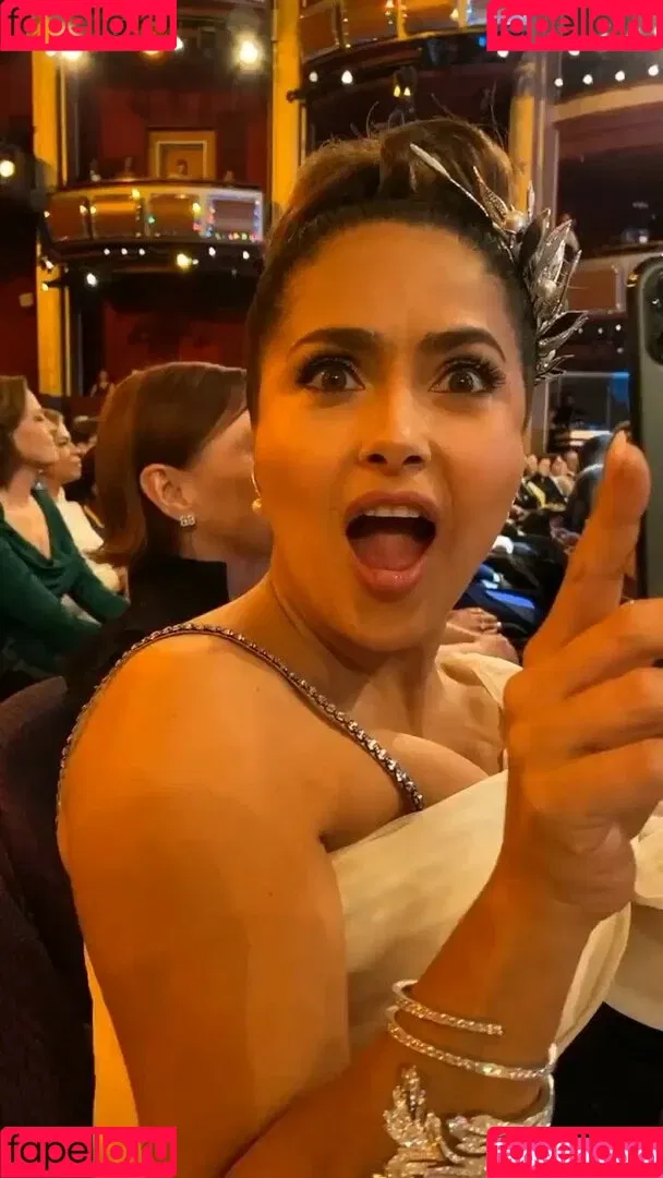 Salma Hayek / salmahayek Onlyfans Photo Gallery 