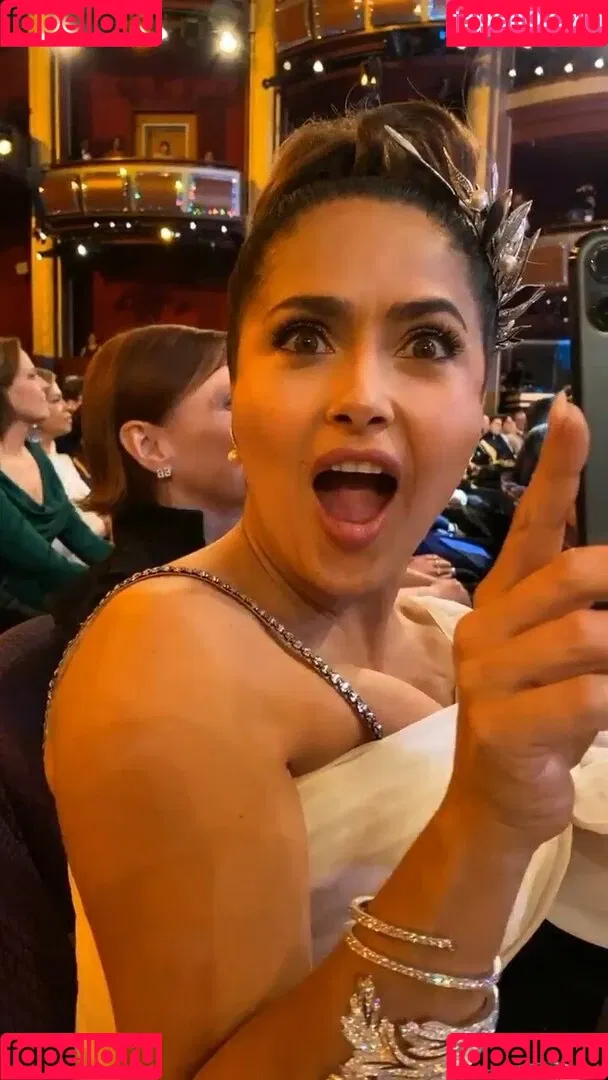 Salma Hayek / salmahayek Onlyfans Photo Gallery 