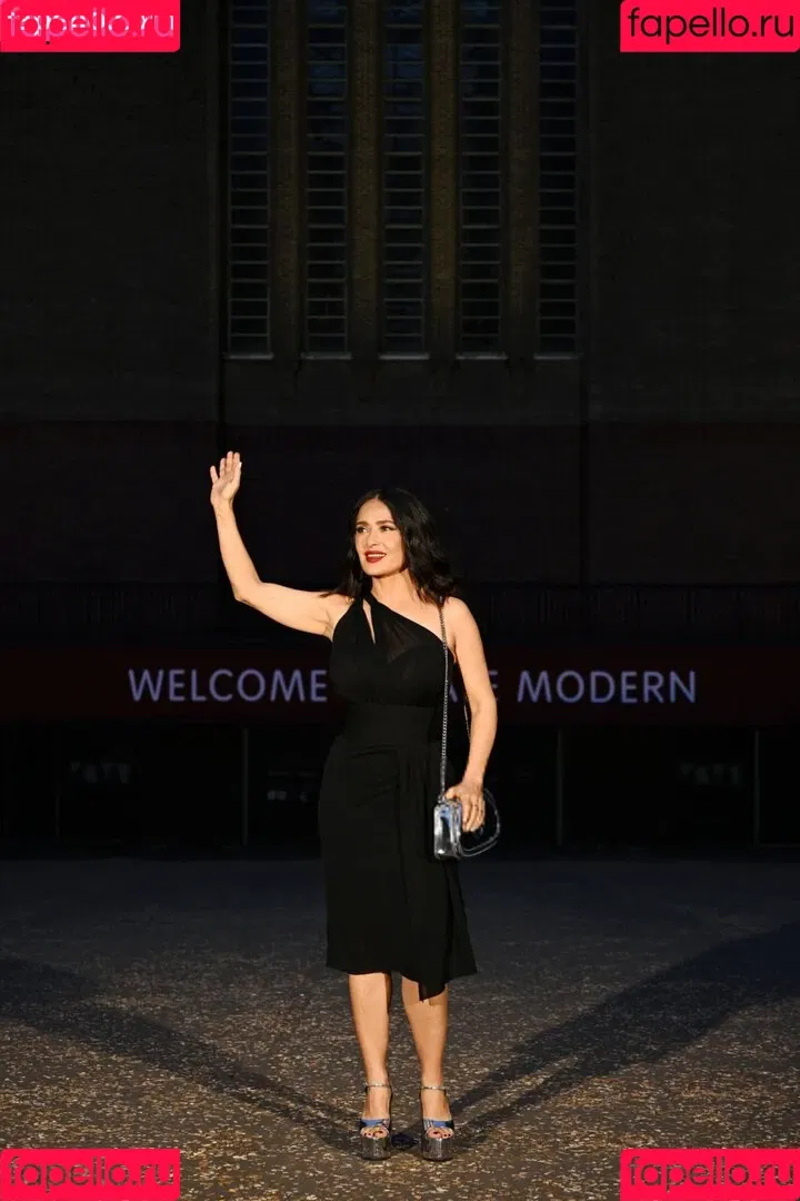 Salma Hayek / salmahayek Onlyfans Photo Gallery 