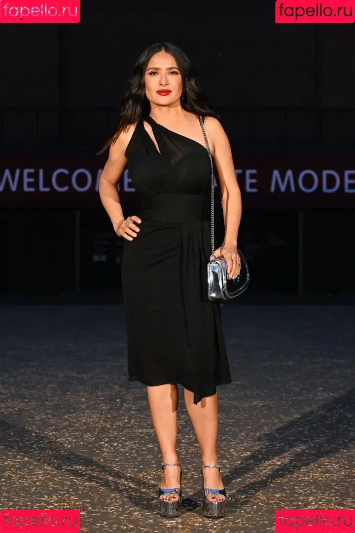 Salma Hayek / salmahayek Onlyfans Photo Gallery 