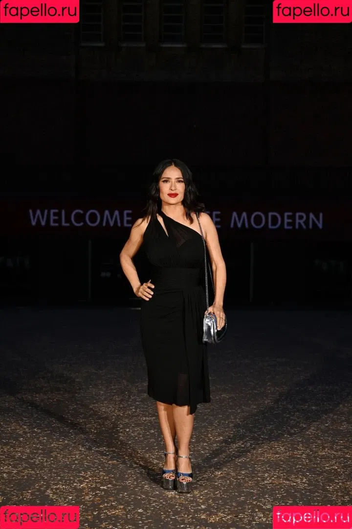 Salma Hayek / salmahayek Onlyfans Photo Gallery 