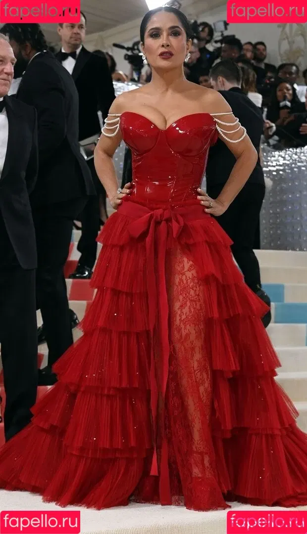 Salma Hayek / salmahayek Onlyfans Photo Gallery 