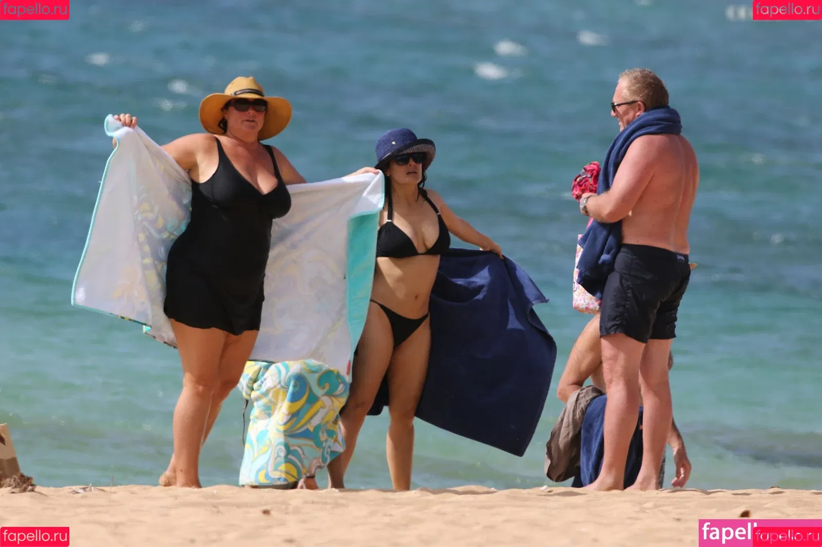Salma Hayek / salmahayek Onlyfans Photo Gallery 