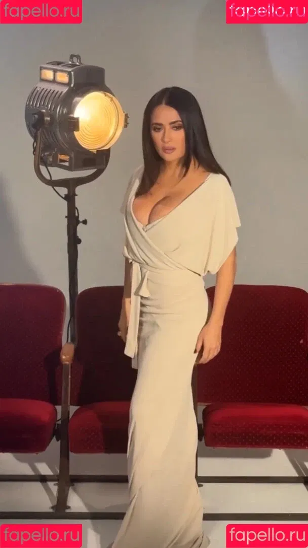Salma Hayek / salmahayek Onlyfans Photo Gallery 