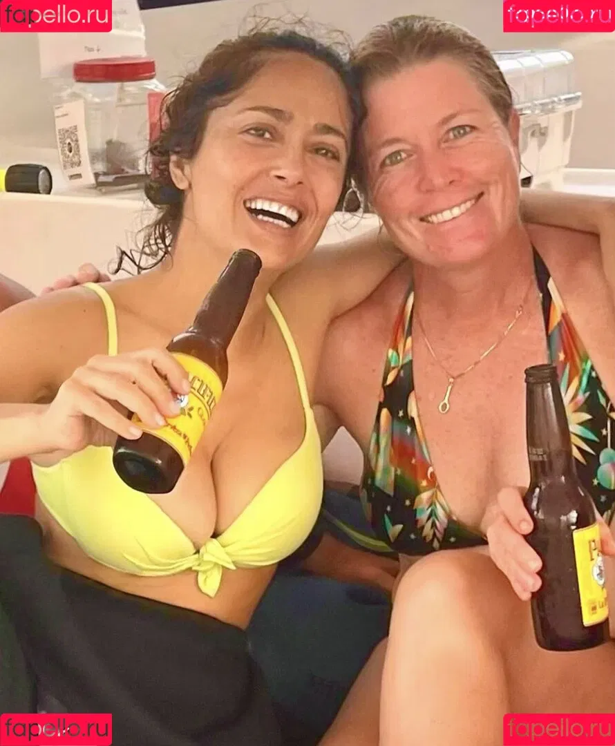 Salma Hayek / salmahayek Onlyfans Photo Gallery 