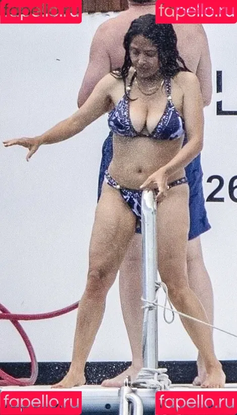 Salma Hayek / salmahayek Onlyfans Photo Gallery 
