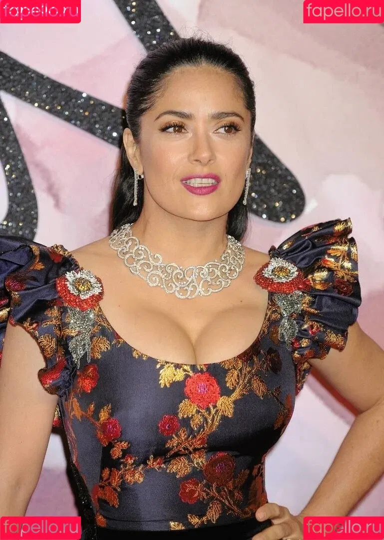 Salma Hayek / salmahayek Onlyfans Photo Gallery 