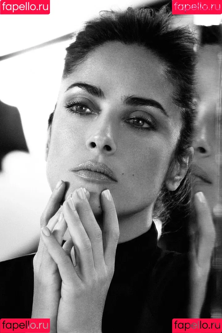 Salma Hayek / salmahayek Onlyfans Photo Gallery 