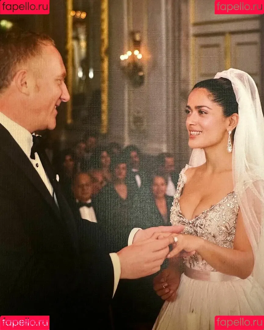 Salma Hayek / salmahayek Onlyfans Photo Gallery 