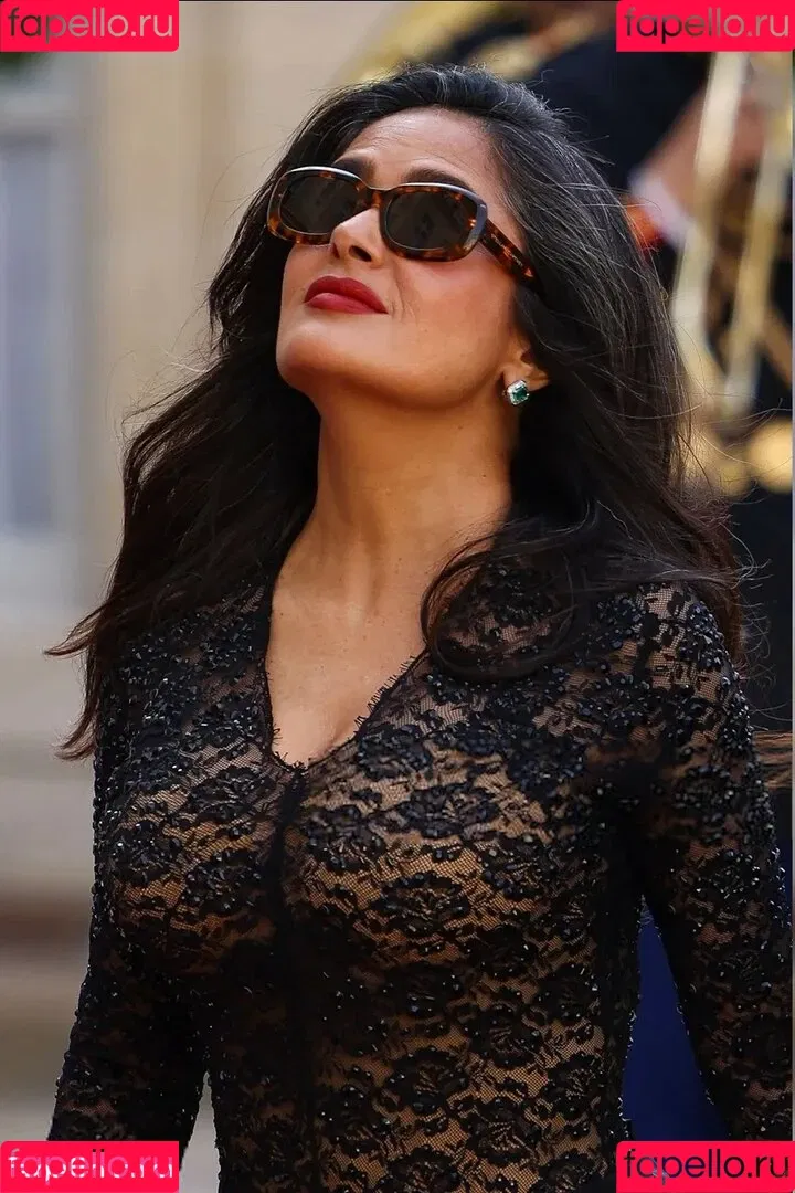 Salma Hayek / salmahayek Onlyfans Photo Gallery 
