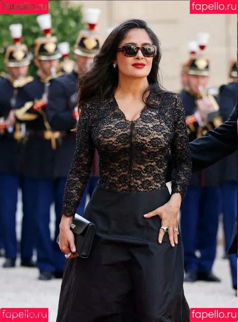 Salma Hayek / salmahayek Onlyfans Photo Gallery 