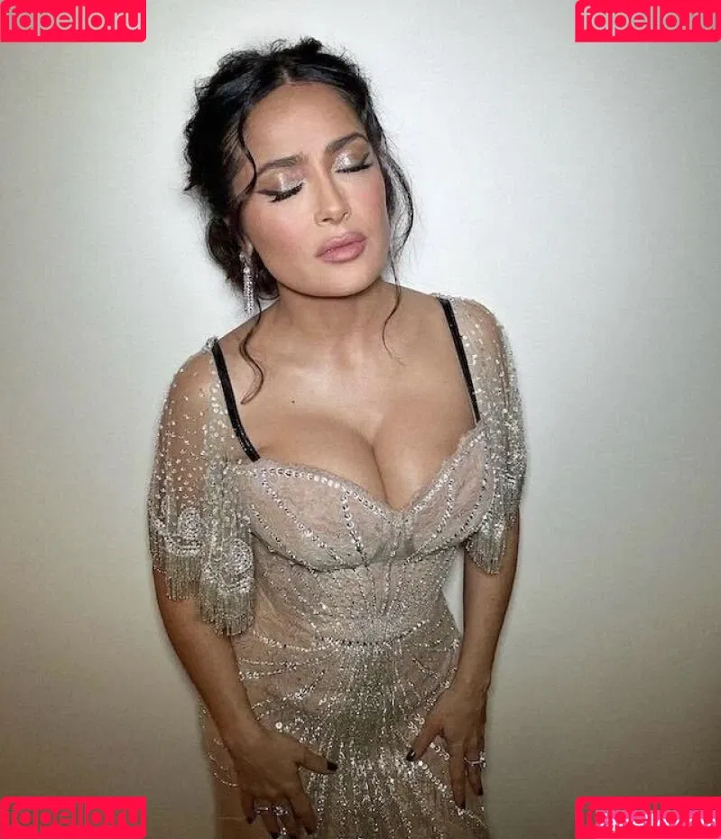 Salma Hayek / salmahayek Onlyfans Photo Gallery 