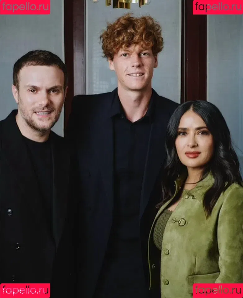 Salma Hayek / salmahayek Onlyfans Photo Gallery 