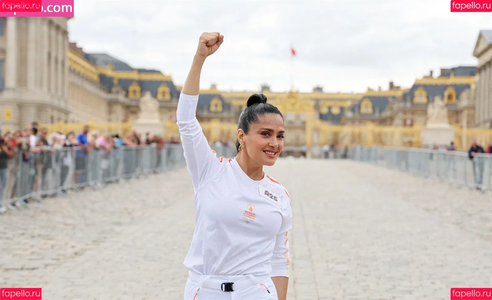 Salma Hayek / salmahayek Onlyfans Photo Gallery 