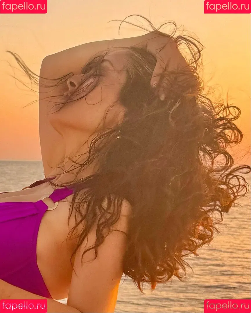 Salma Hayek / salmahayek Onlyfans Photo Gallery 