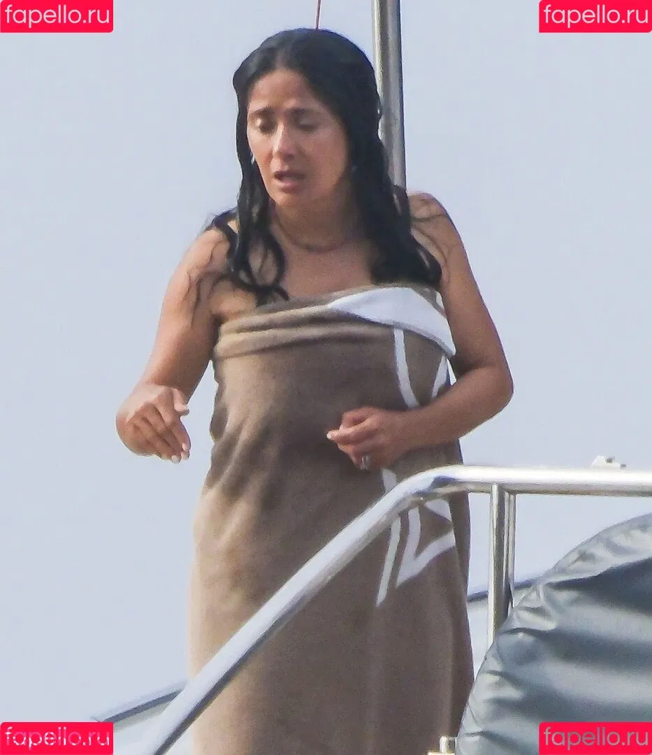 Salma Hayek / salmahayek Onlyfans Photo Gallery 