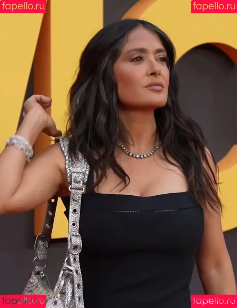 Salma Hayek / salmahayek Onlyfans Photo Gallery 