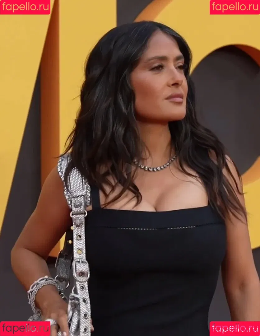 Salma Hayek / salmahayek Onlyfans Photo Gallery 