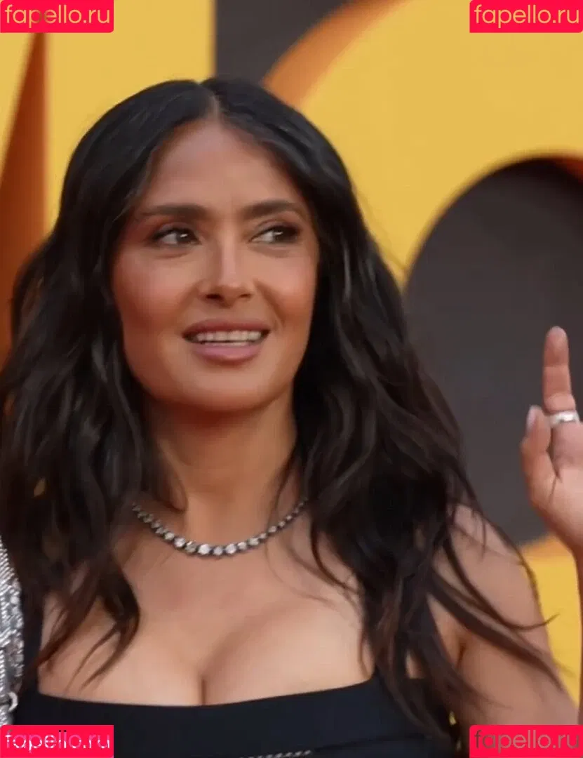 Salma Hayek / salmahayek Onlyfans Photo Gallery 