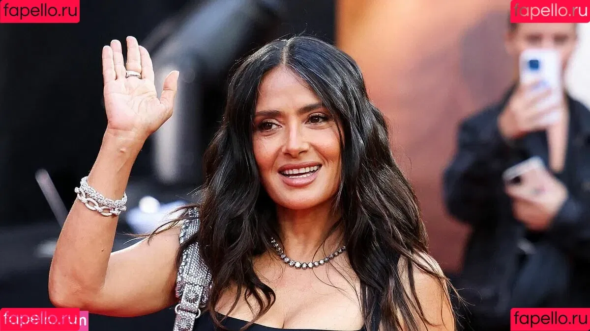 Salma Hayek / salmahayek Onlyfans Photo Gallery 