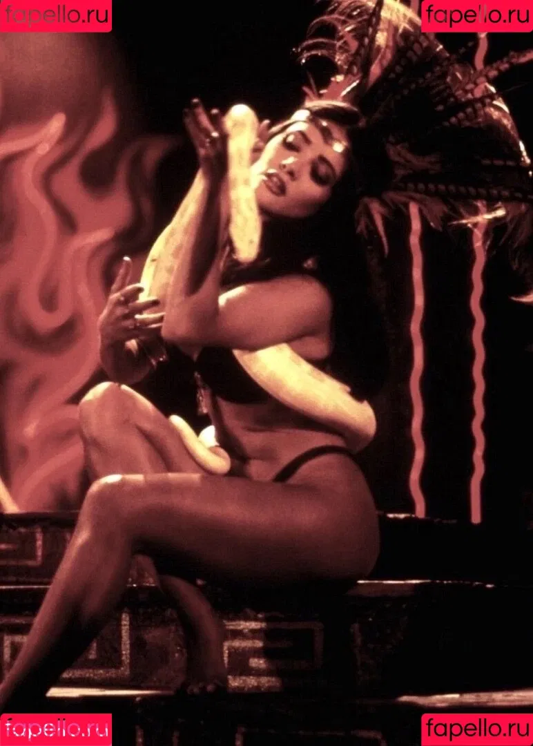 Salma Hayek / salmahayek Onlyfans Photo Gallery 