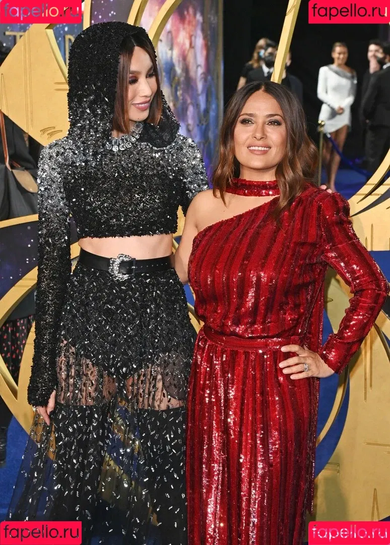Salma Hayek / salmahayek Onlyfans Photo Gallery 
