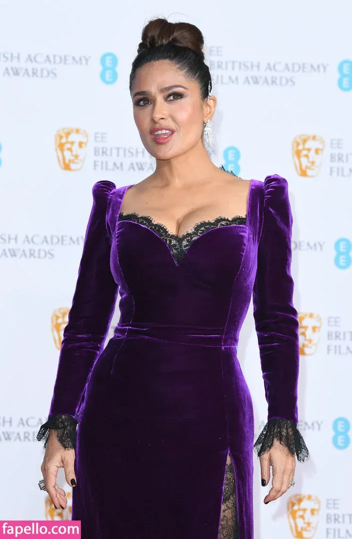 Salma Hayek / salmahayek Onlyfans Photo Gallery 