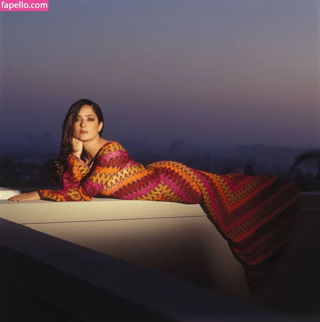 Salma Hayek / salmahayek Onlyfans Photo Gallery 