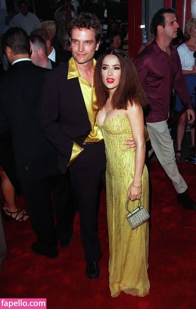 Salma Hayek / salmahayek Onlyfans Photo Gallery 