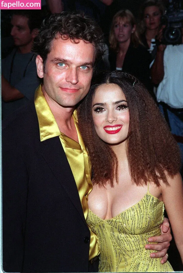 Salma Hayek / salmahayek Onlyfans Photo Gallery 