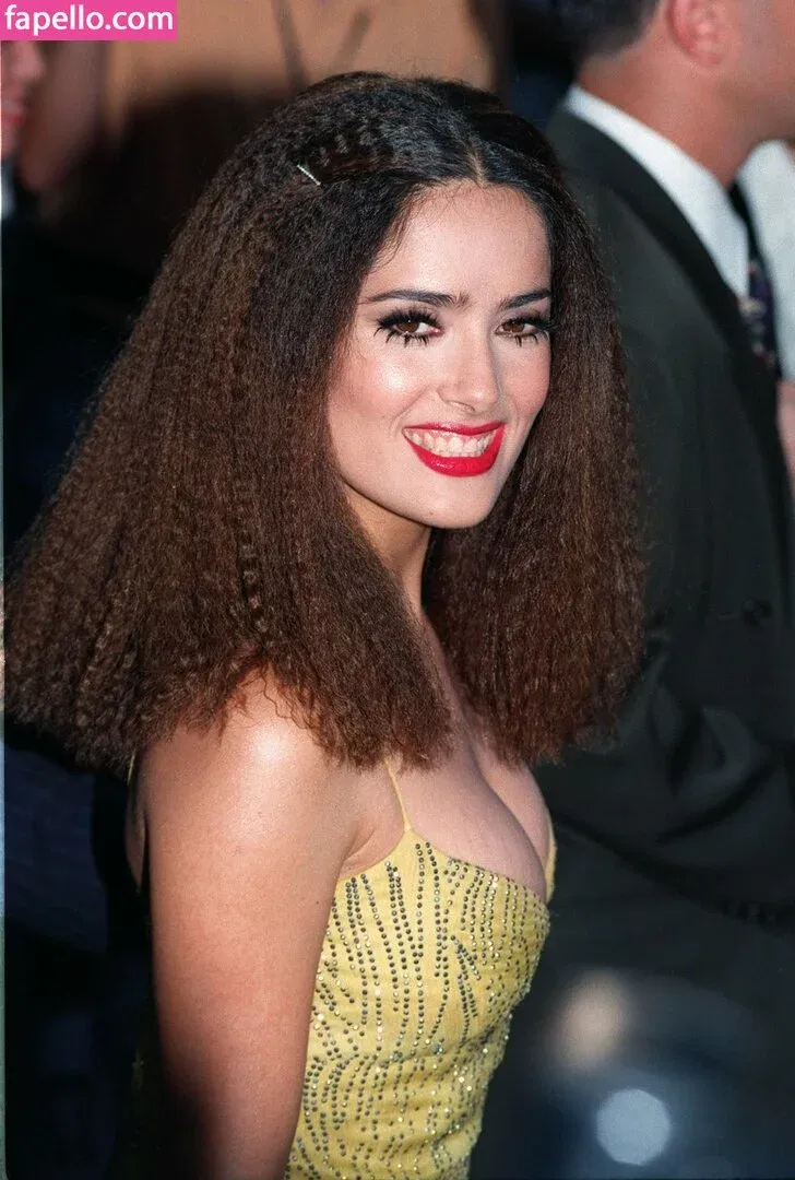 Salma Hayek / salmahayek Onlyfans Photo Gallery 