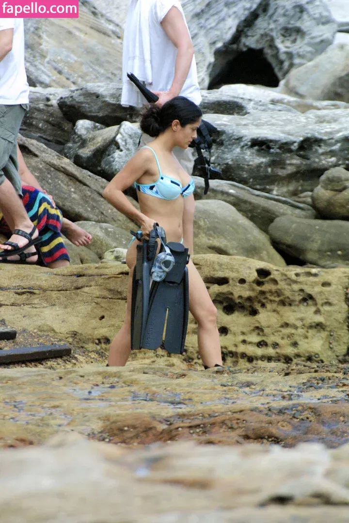 Salma Hayek / salmahayek Onlyfans Photo Gallery 