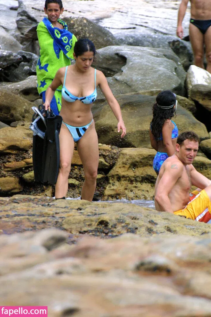 Salma Hayek / salmahayek Onlyfans Photo Gallery 