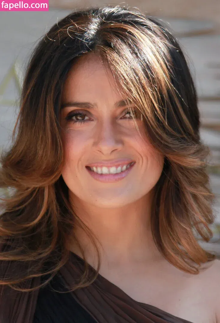 Salma Hayek / salmahayek Onlyfans Photo Gallery 