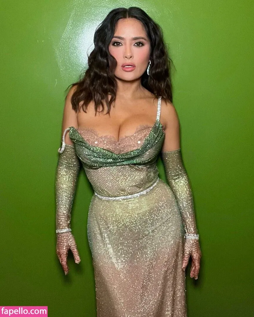 Salma Hayek / salmahayek Onlyfans Photo Gallery 
