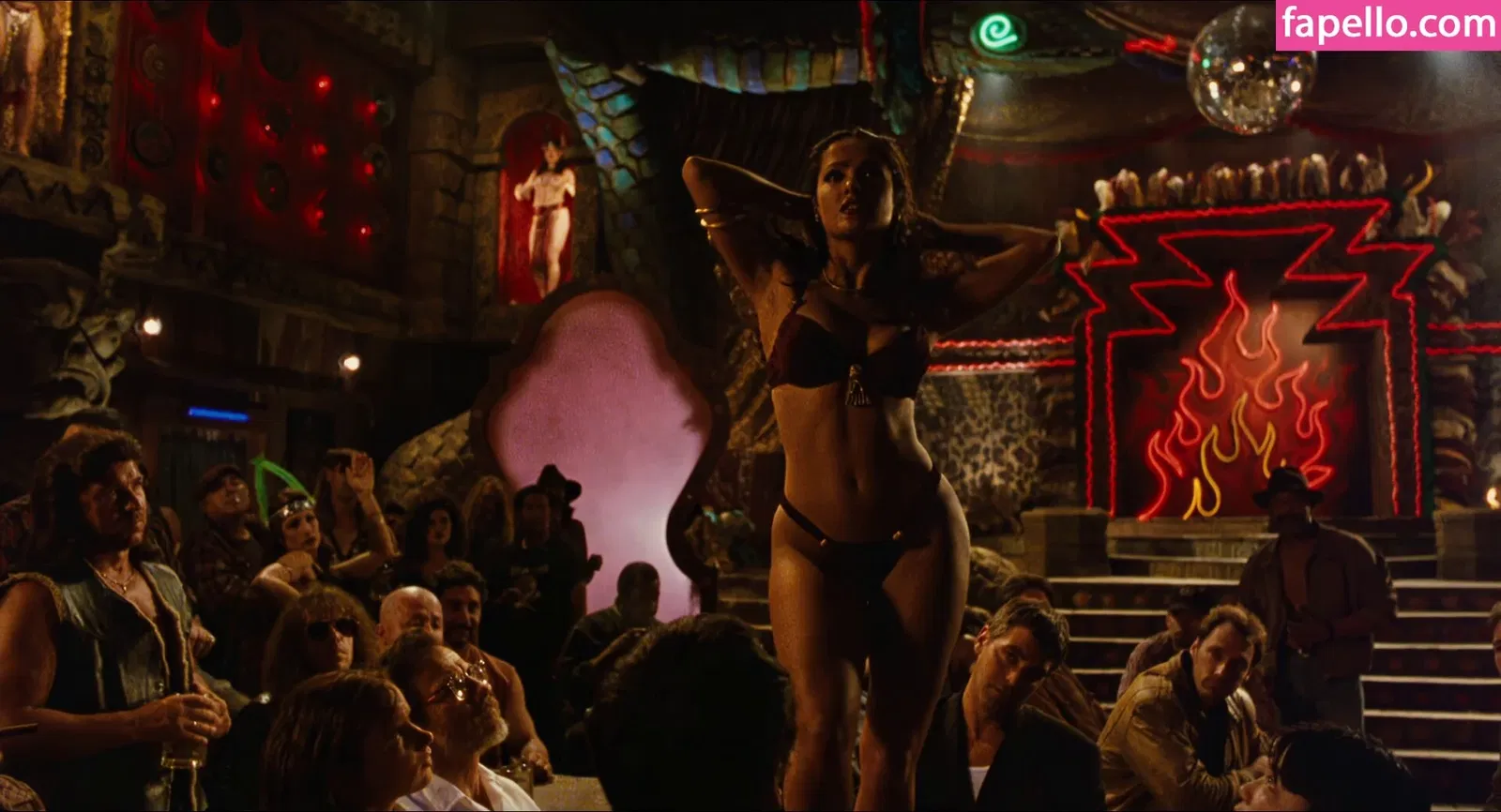 Salma Hayek / salmahayek Onlyfans Photo Gallery 