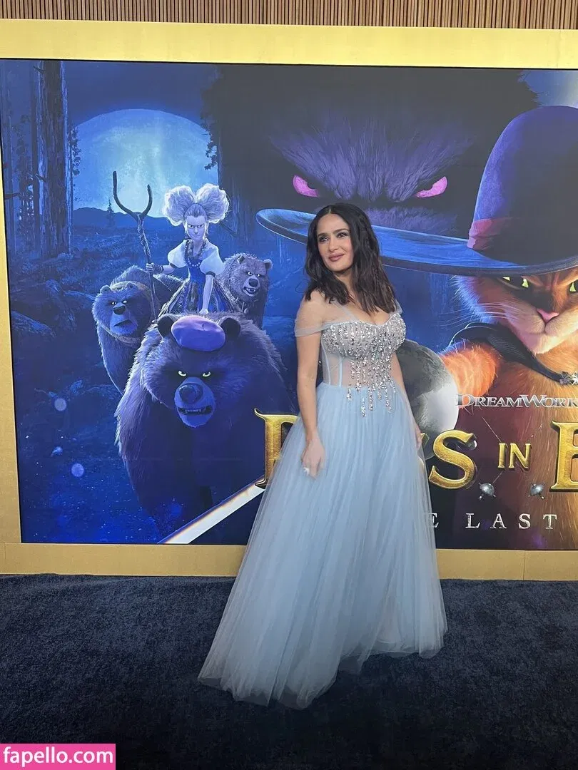 Salma Hayek / salmahayek Onlyfans Photo Gallery 