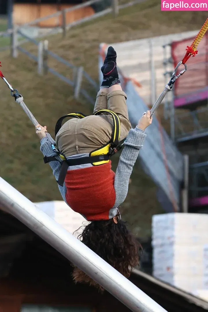 Salma Hayek / salmahayek Onlyfans Photo Gallery 