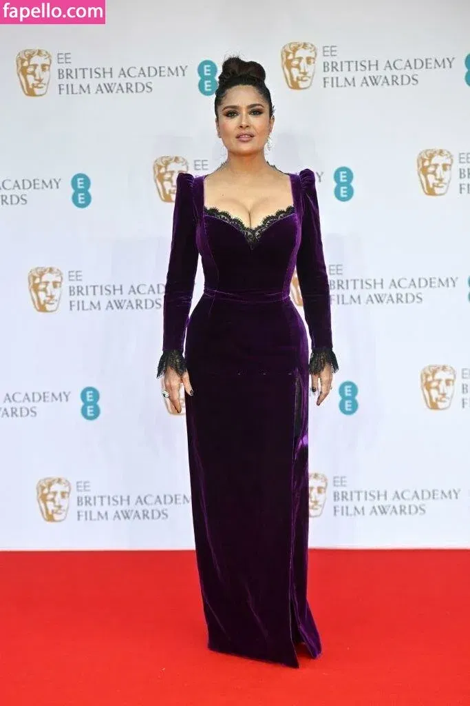 Salma Hayek / salmahayek Onlyfans Photo Gallery 